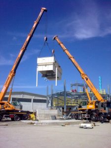 نکات ایمنی هنگام استفاده از جرثقیل در پروژه‌های ساختمانی